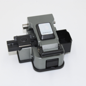 LTP-808 Fiber Cleaver